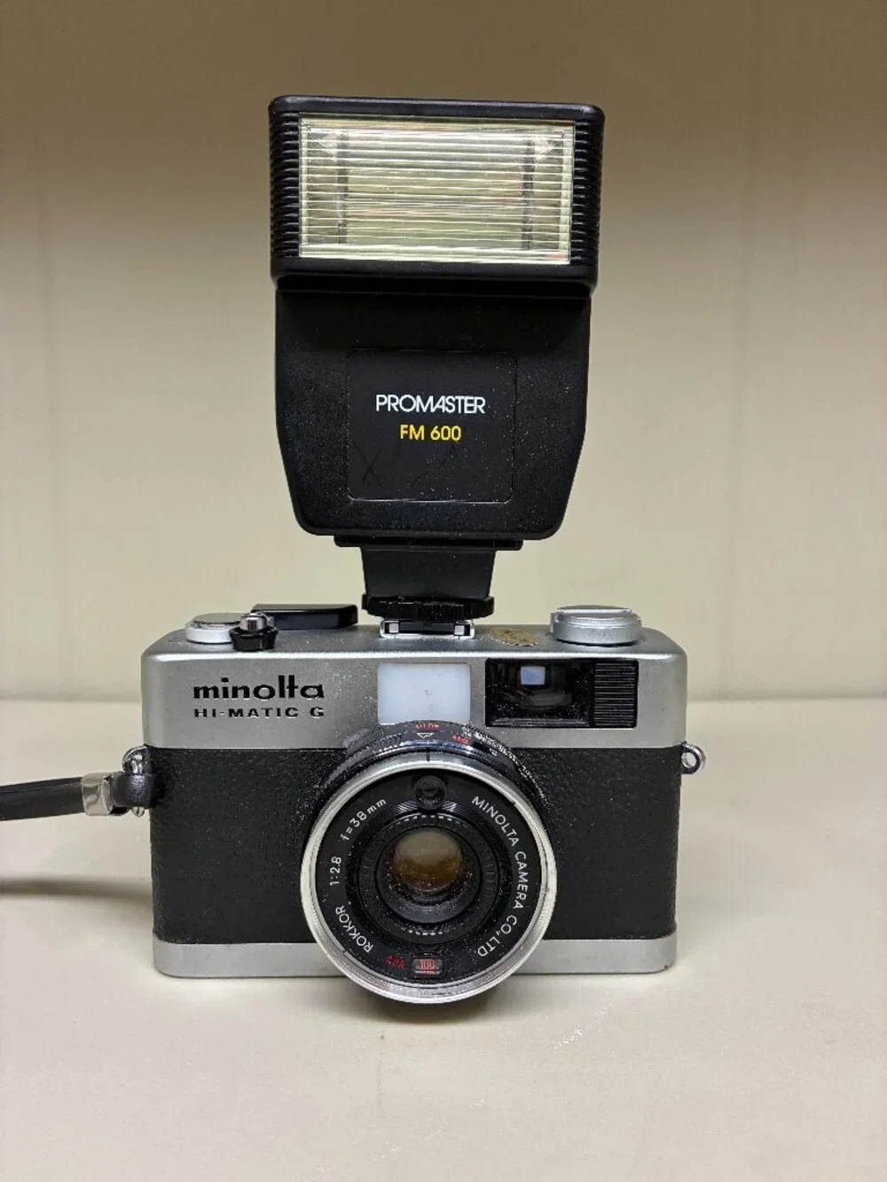 Minolta Hi-Matic G Film Camera Promaster FM 600 Flash